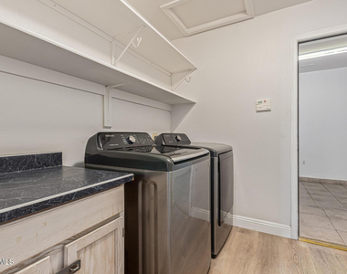 15213 N 55th Way - Photo Thumbnail 37