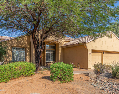 15213 N 55th Way - Photo Thumbnail 3