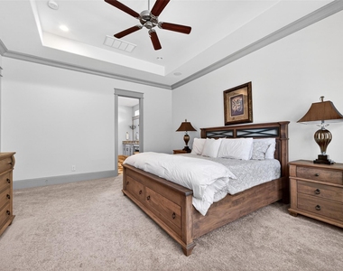 2072 Laurie Darlin Drive - Photo Thumbnail 12