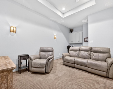 2072 Laurie Darlin Drive - Photo Thumbnail 25