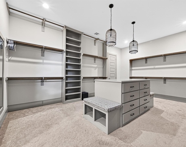 2072 Laurie Darlin Drive - Photo Thumbnail 16
