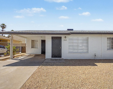 3519 W Orchid Lane - Photo Thumbnail 3