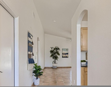 5770 W Seldon Lane - Photo Thumbnail 4
