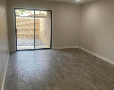 7950 E Starlight Way - Photo Thumbnail 35