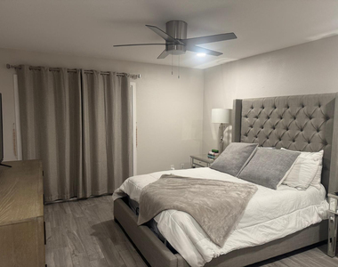 7950 E Starlight Way - Photo Thumbnail 11