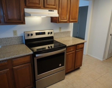 9530 Magnolia Ridge Drive - Photo Thumbnail 19