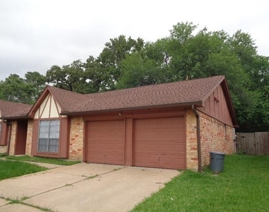 9530 Magnolia Ridge Drive - Photo Thumbnail 2