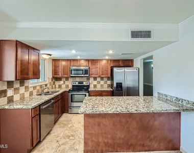 3615 S Margo Drive - Photo Thumbnail 5