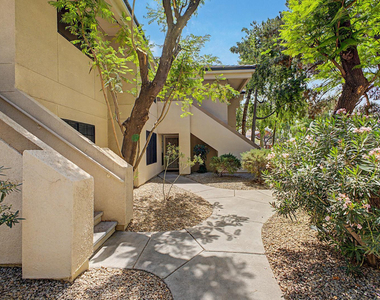 6885 E Cochise Road - Photo Thumbnail 2