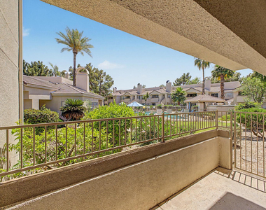 6885 E Cochise Road - Photo Thumbnail 31