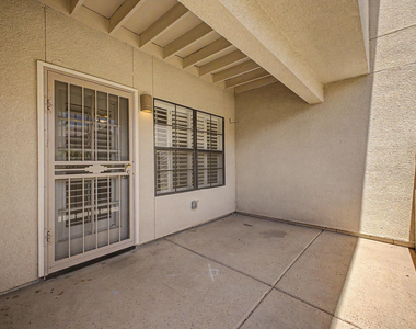 6885 E Cochise Road - Photo Thumbnail 29