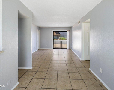 3823 N 23rd Drive - Photo Thumbnail 9