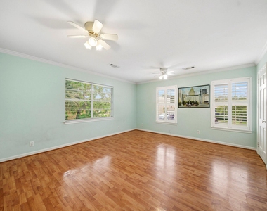 11730 Denise Drive - Photo Thumbnail 17