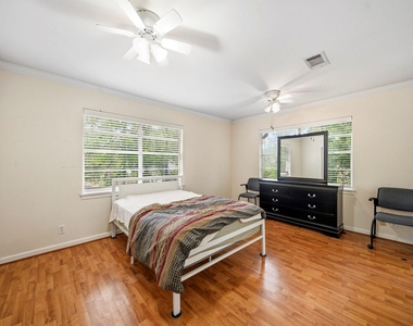 11730 Denise Drive - Photo Thumbnail 13