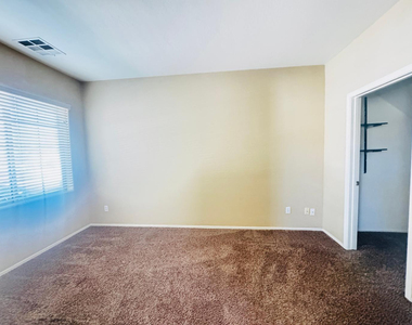 26803 N 21st Drive - Photo Thumbnail 3