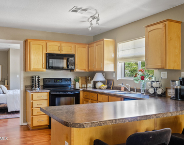 4028 E Lewis 2b Avenue - Photo Thumbnail 10