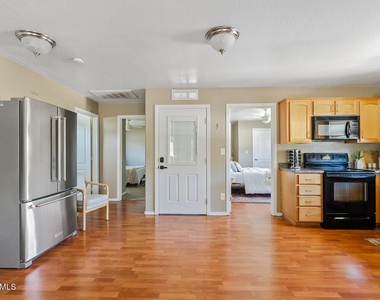 4028 E Lewis 2b Avenue - Photo Thumbnail 9
