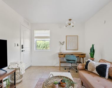 4028 E Lewis 1b Avenue - Photo Thumbnail 6