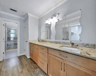 652 N Eldridge Parkway - Photo Thumbnail 12