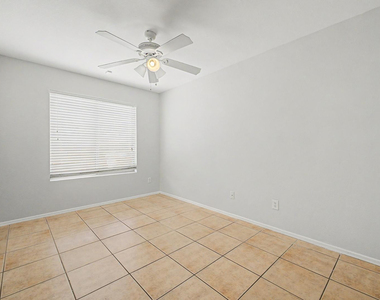 7043 W Phelps Road - Photo Thumbnail 19