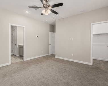19532 N 27th Place - Photo Thumbnail 14
