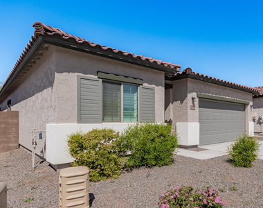 19532 N 27th Place - Photo Thumbnail 5