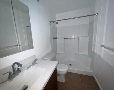 6421 W Carol Avenue - Photo Thumbnail 17