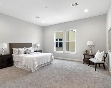 8411 Hempstead Road - Photo Thumbnail 12