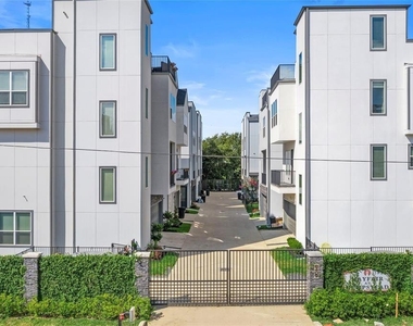 8411 Hempstead Road - Photo Thumbnail 23