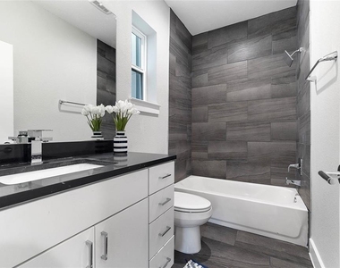 8411 Hempstead Road - Photo Thumbnail 9