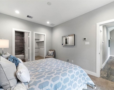 8411 Hempstead Road - Photo Thumbnail 7