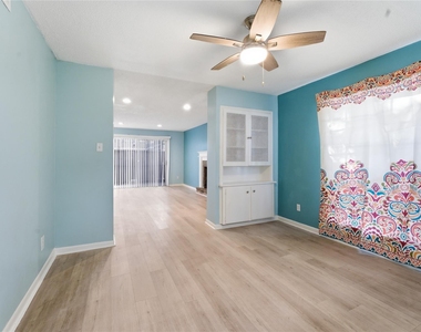 2574 Marilee Lane - Photo Thumbnail 7