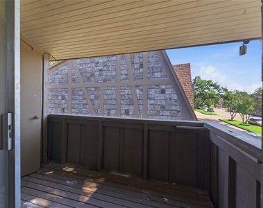 2574 Marilee Lane - Photo Thumbnail 25