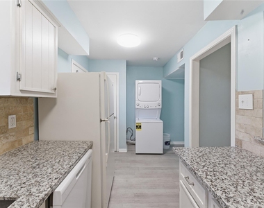 2574 Marilee Lane - Photo Thumbnail 10
