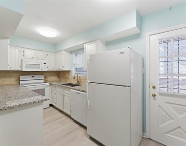 2574 Marilee Lane - Photo Thumbnail 9