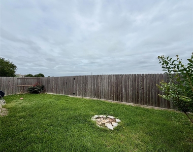 25206 Barmby Drive - Photo Thumbnail 21