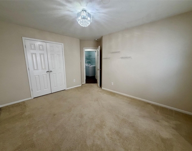 25206 Barmby Drive - Photo Thumbnail 17
