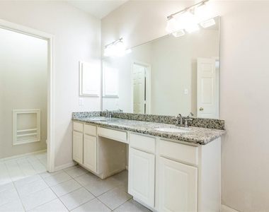 1138 Evandale Lane - Photo Thumbnail 15