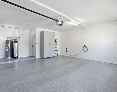 5623 E Claire Drive - Photo Thumbnail 74