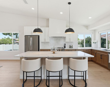5623 E Claire Drive - Photo Thumbnail 27