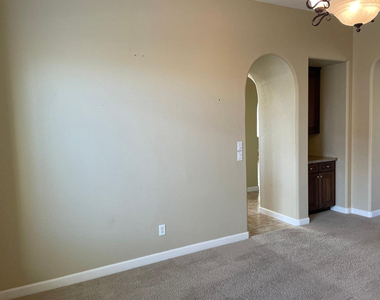 31264 N 133rd Lane - Photo Thumbnail 11