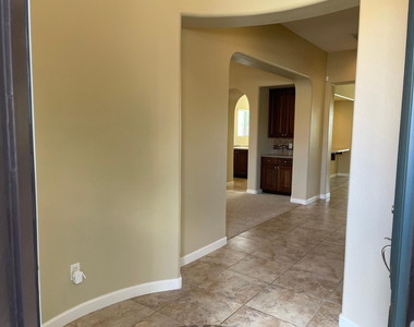 31264 N 133rd Lane - Photo Thumbnail 4