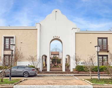 2744 Briarhurst Drive - Photo Thumbnail 10