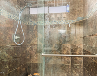 1001 N Pasadena -- - Photo Thumbnail 18