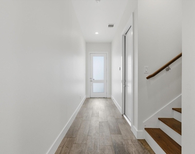2216 Cortijo Place - Photo Thumbnail 7