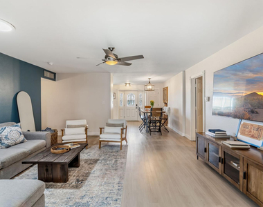 2234 N 74th Way - Photo Thumbnail 12