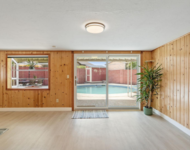 2234 N 74th Way - Photo Thumbnail 14