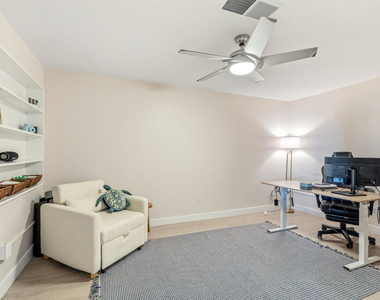 2234 N 74th Way - Photo Thumbnail 19