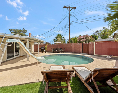 2234 N 74th Way - Photo Thumbnail 33