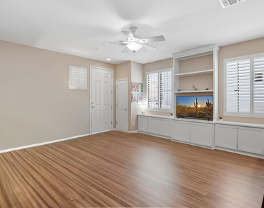 881 S Porter Street - Photo Thumbnail 5